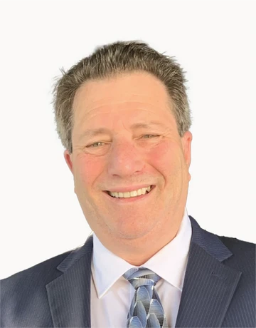 Studio portrait of Richard Finkelstein.